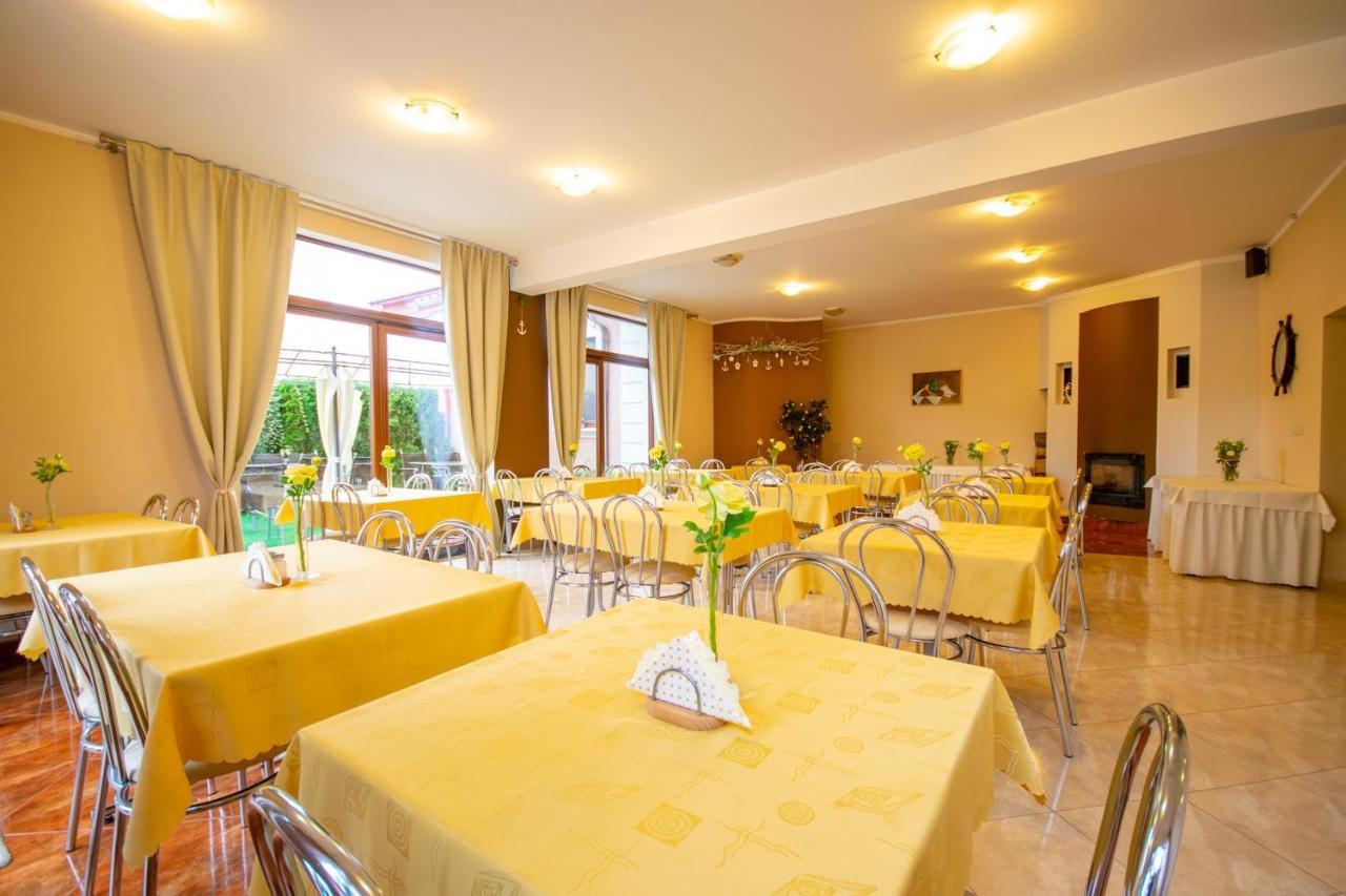 Pensjonat Marynarski - Apartamenty ดาร์โลฟโก ภายนอก รูปภาพ