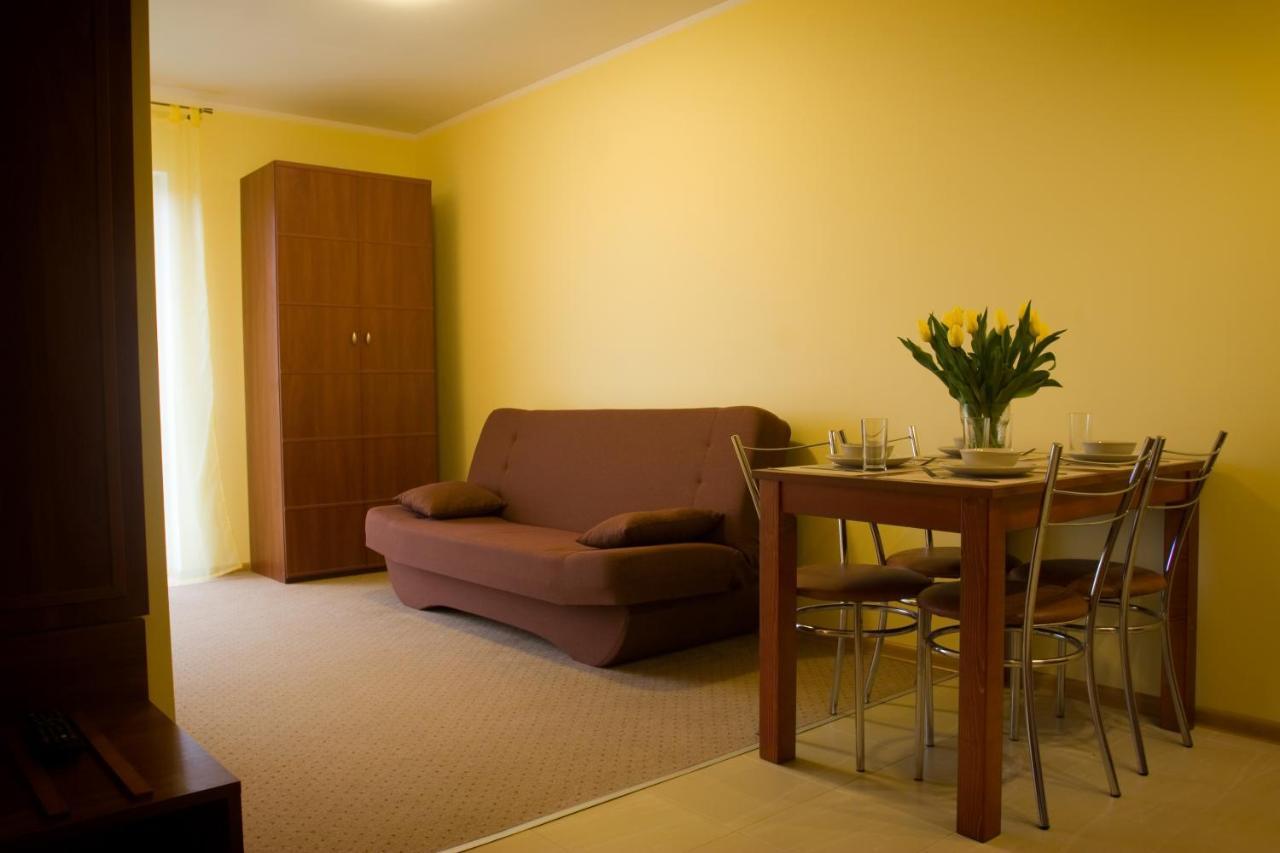 Pensjonat Marynarski - Apartamenty ดาร์โลฟโก ภายนอก รูปภาพ